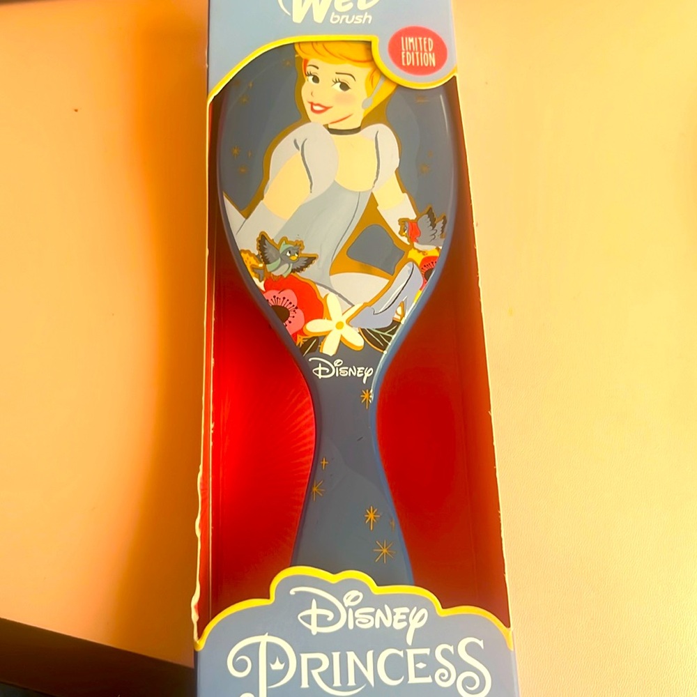 Disney Princess Cinderella Blue Hair Brush